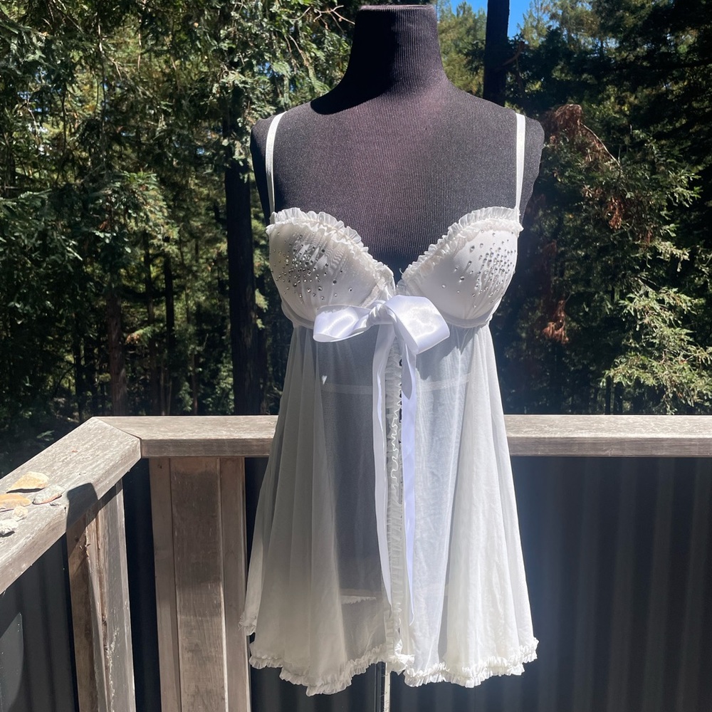 Victoria's Secret White Sheer Babydoll Chemise with Satin Bow